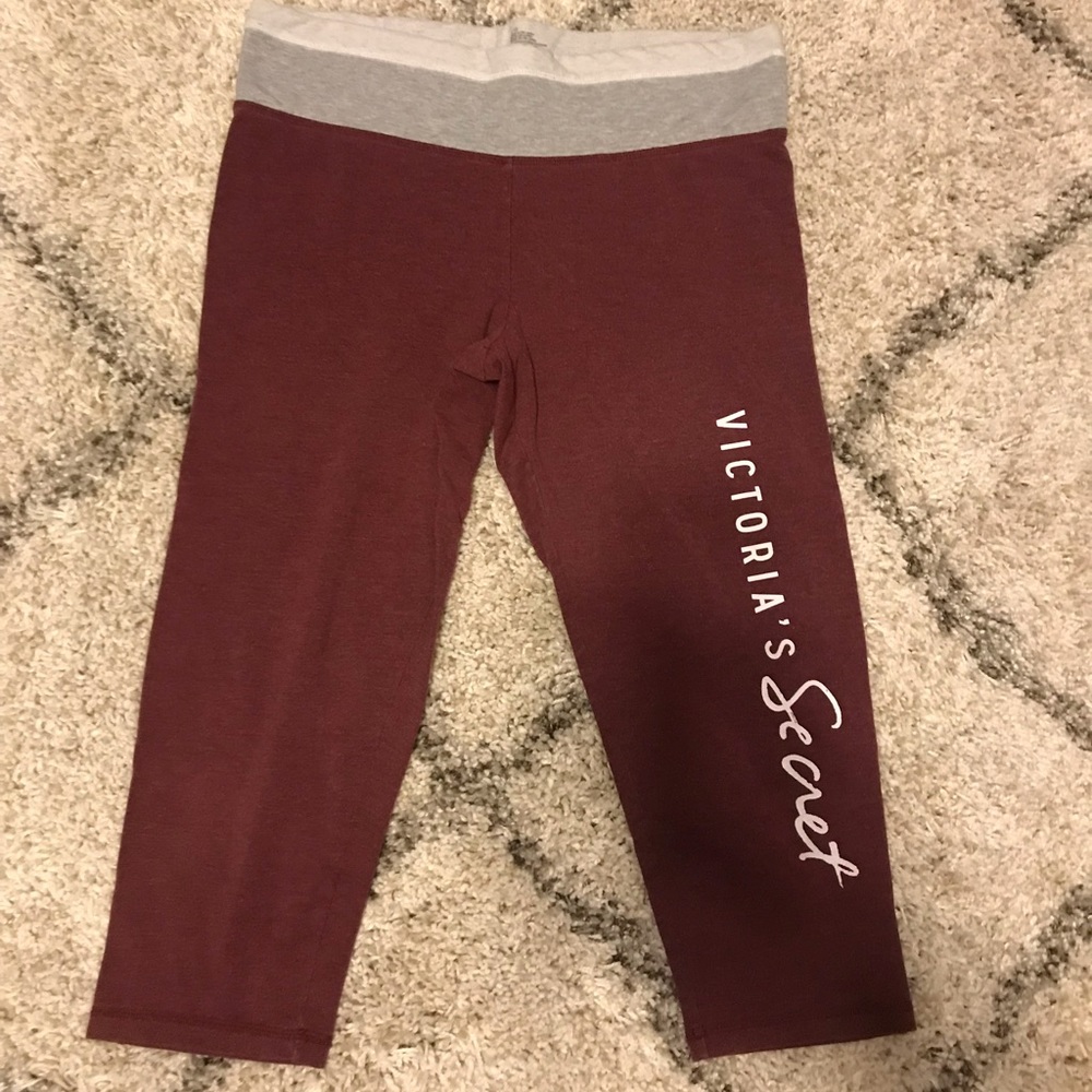 Victoria’s Secret Capri Legging